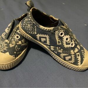 George Kids Sneakers - Black and Tan Geometric